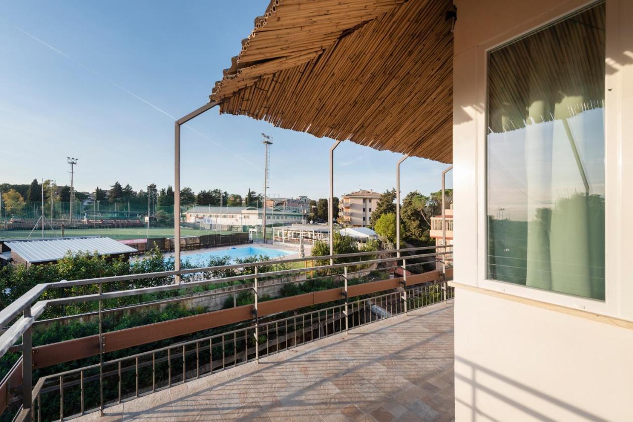 Grande, Terrazzato Perfetto Per Famiglie E Gruppi Apartamento *