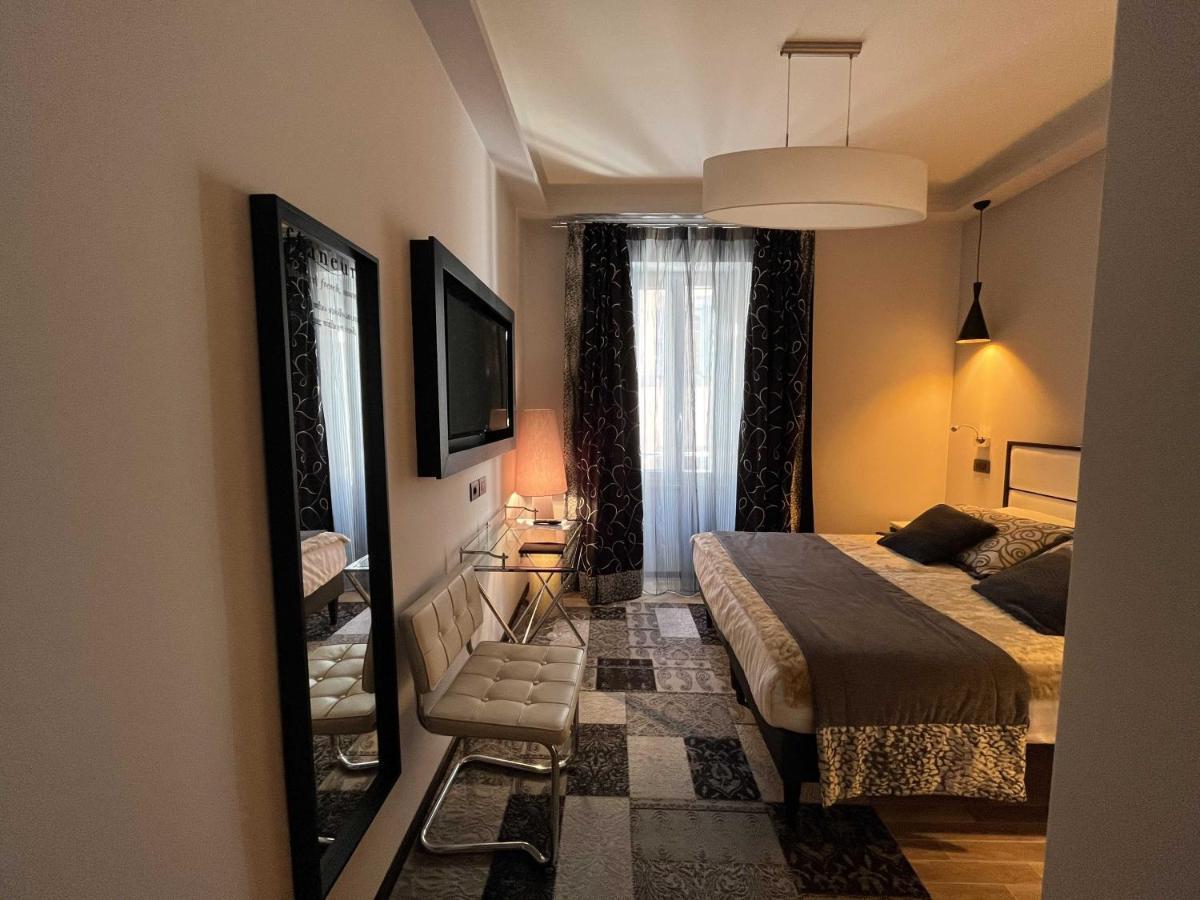 Flâneur - Rooms&suites By Visconti *