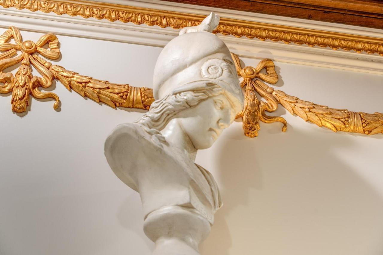 Artemis Pensión 3*
