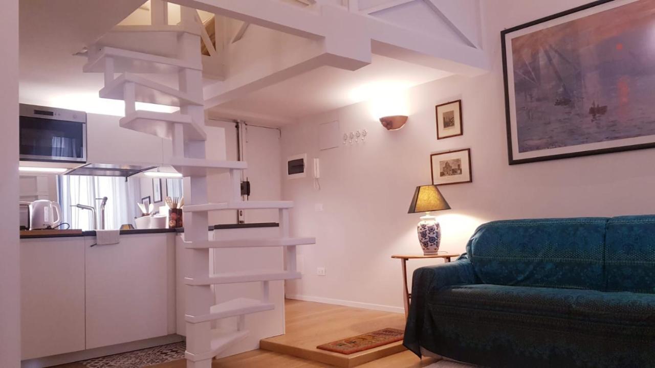 Domus Lupae -live In The Heart Of Apartamento Roma