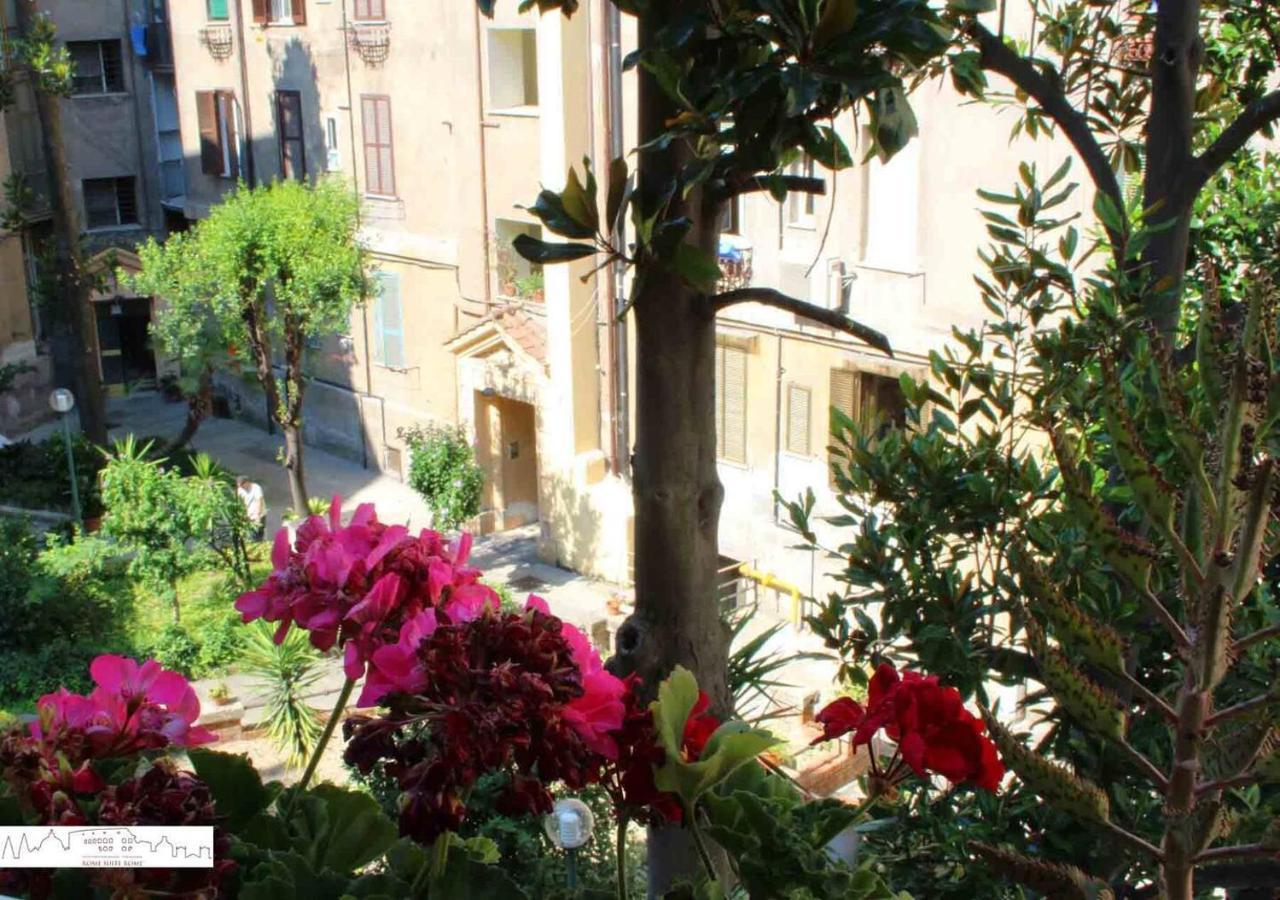 Queen And Princess In St Peter Buddyrent Roma