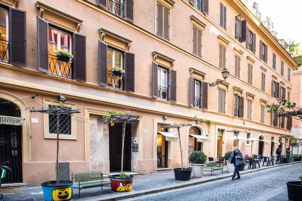 Frezza's Holidays * Roma