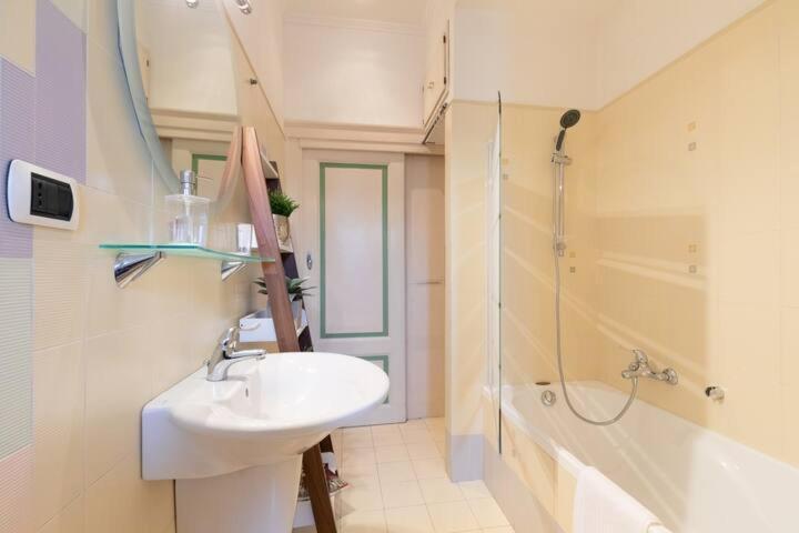 Apartment Elegant Aparment Vittorio Center Rom