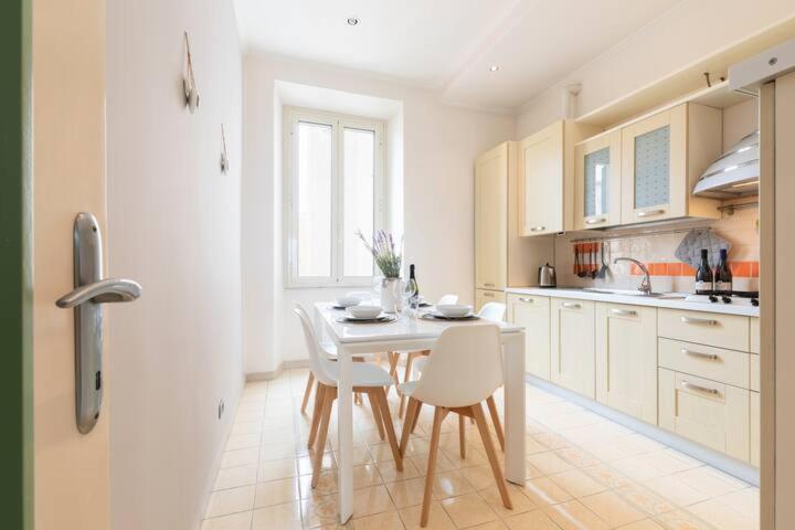 Elegant Aparment Vittorio Center Apartment *