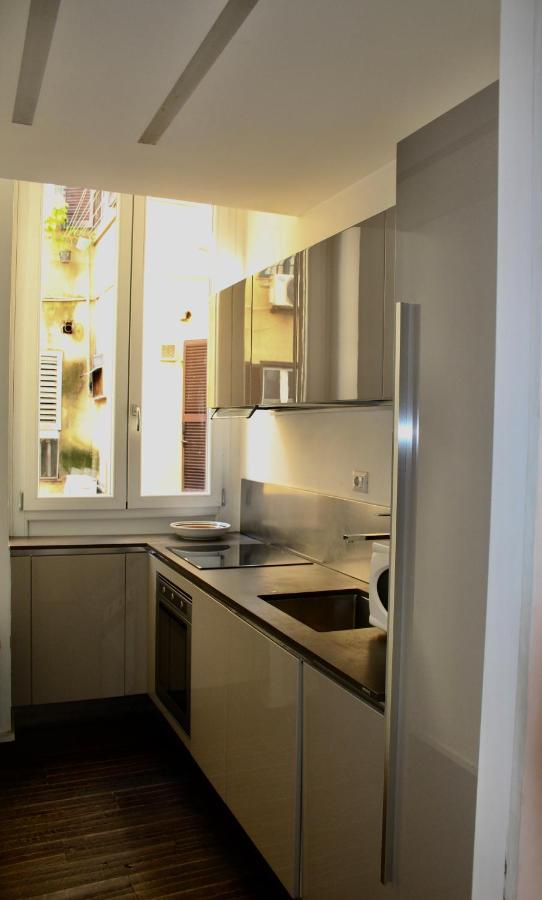 Apartment Veneto Modern House Rom