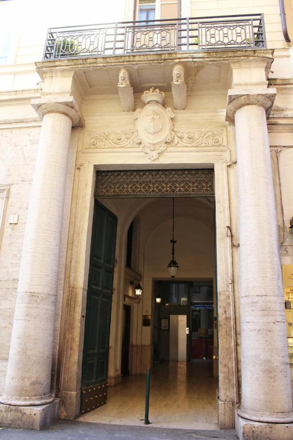 Affittacamere Antica Residenza Del Corso Roma