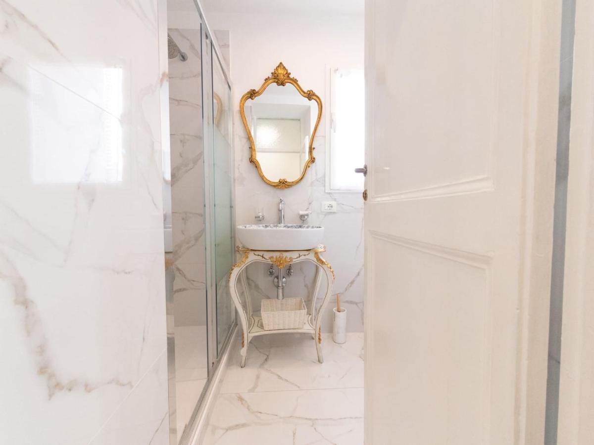 The Best Rent - Three-bedroom Close To Colosseo Apartamento Roma