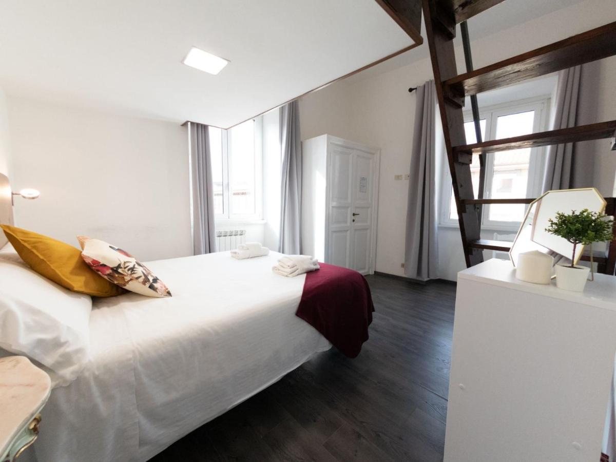 Apartamento The Best Rent - Three-bedroom Close To Colosseo *