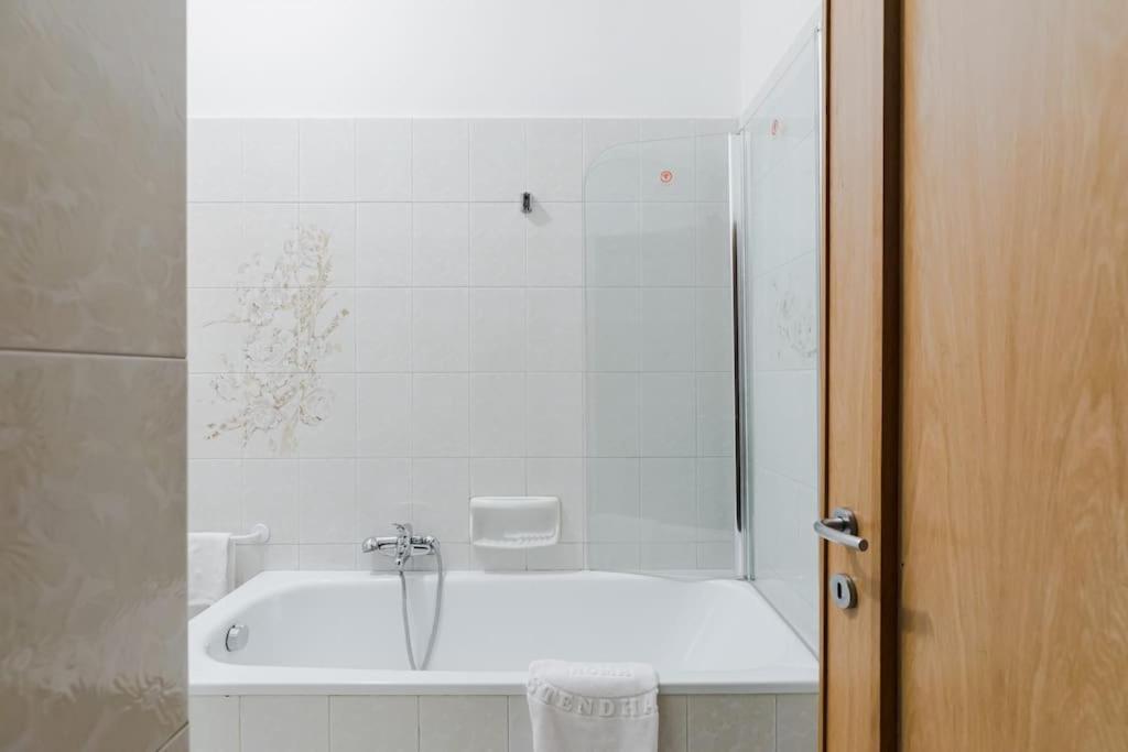 Elegant Via Veneto By Varental Apartamento