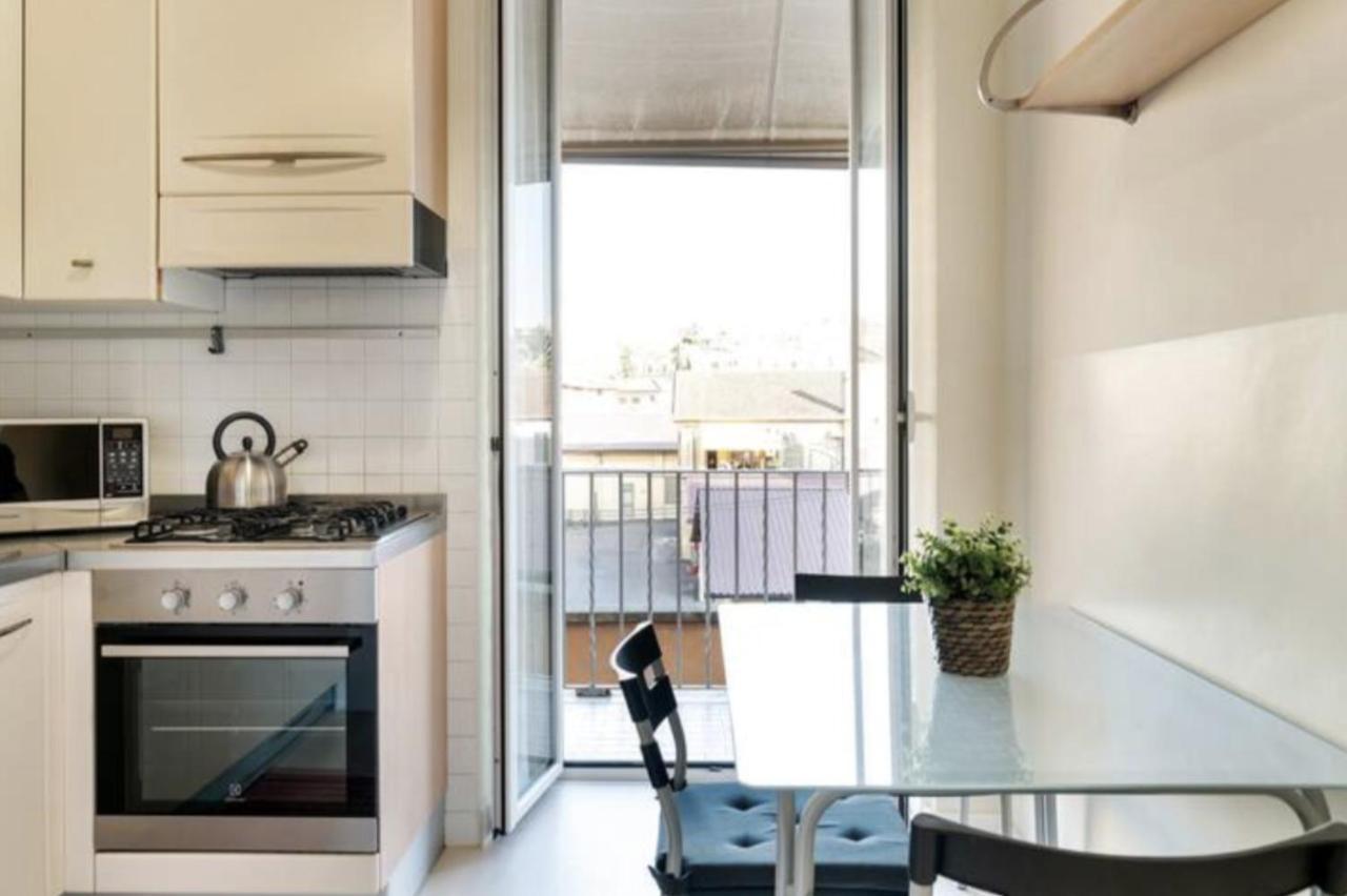 Sunny Flat In Elegant Building Close To Colosseum Roma