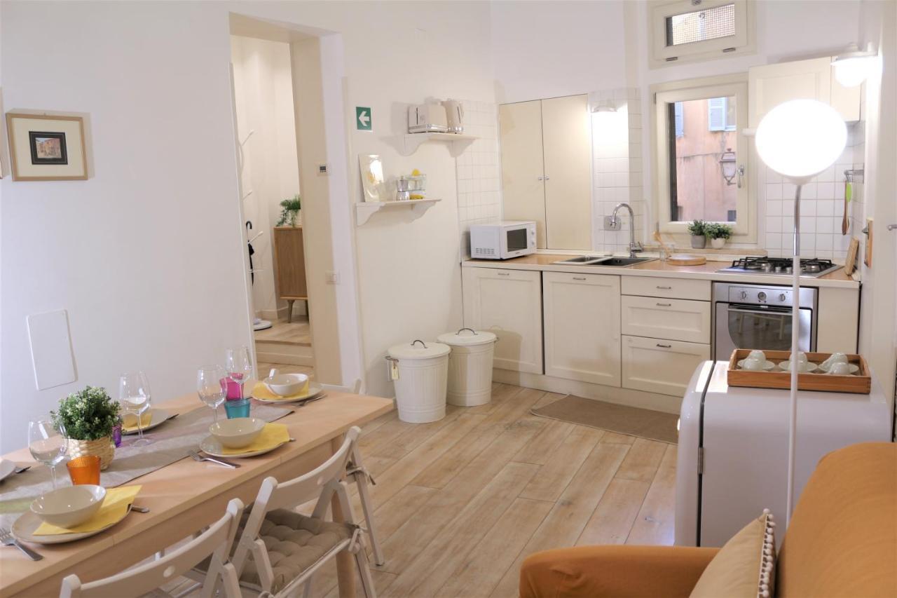 Domus Paganica Charming Apartment *