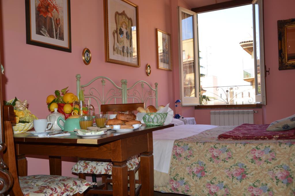 Acomodação com café da manhã  Walls Roma
