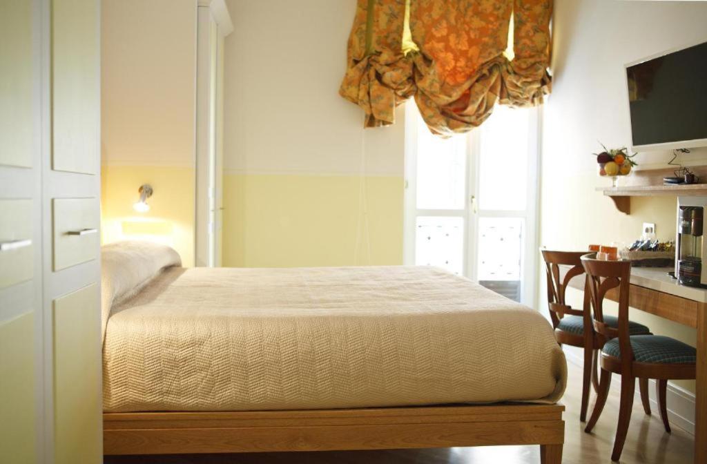Piazza Di Spagna Prestige Petit Gasthof