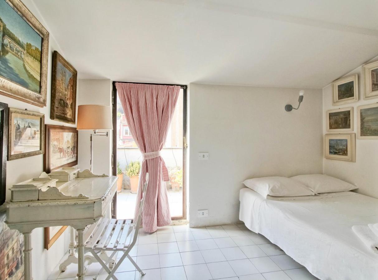 Luxury Art In Trastevere With Terrace Roma