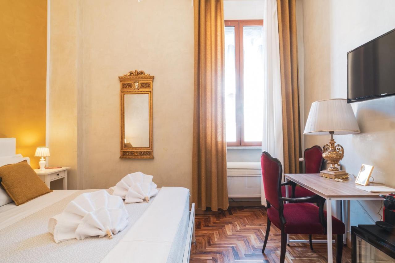Casa de hóspedes Golden Piazza Di Spagna 3*