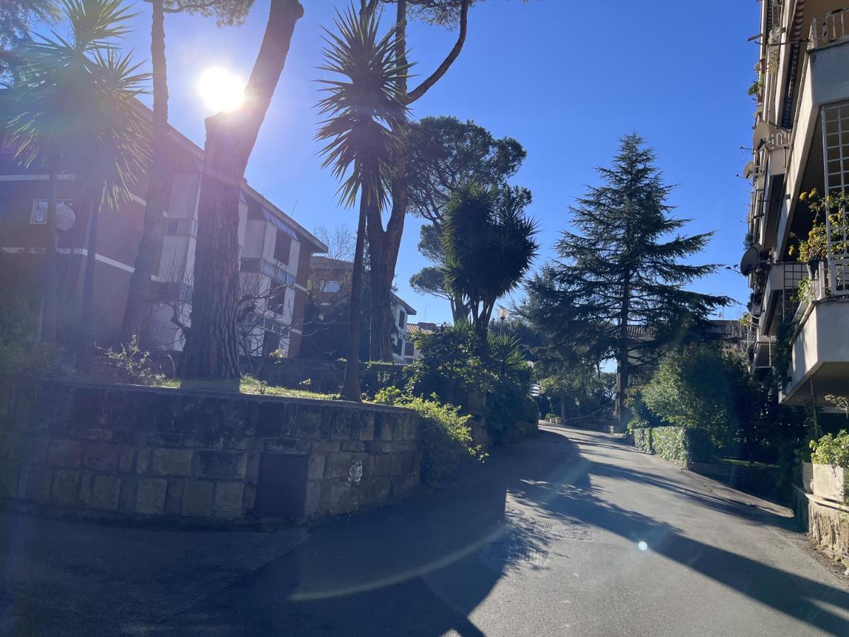 Monolocale A Mostacciano Roma
