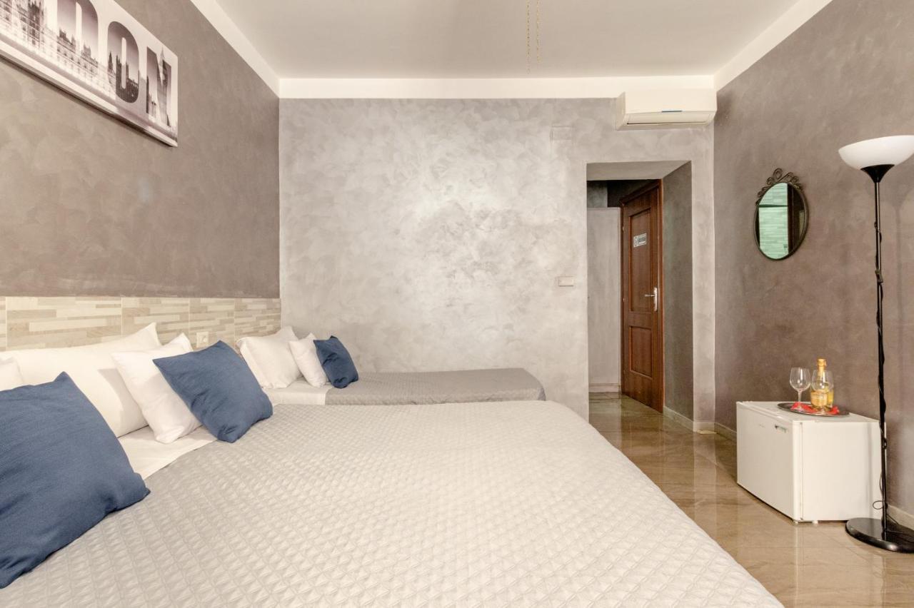 4-bdr Among Colosseum&termini 10-people Apartamento *