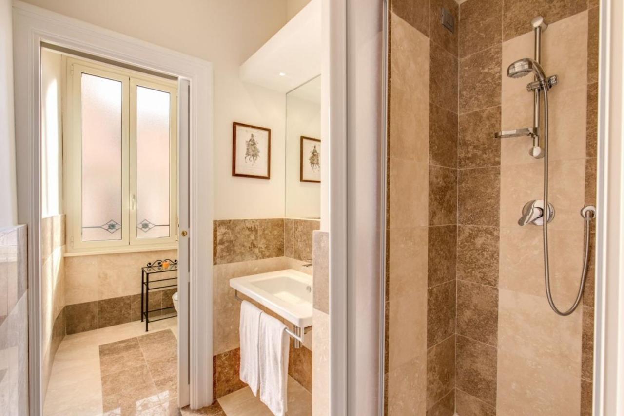 Lovely 4-bedroom 30m Sangiovanni Metro * Rom