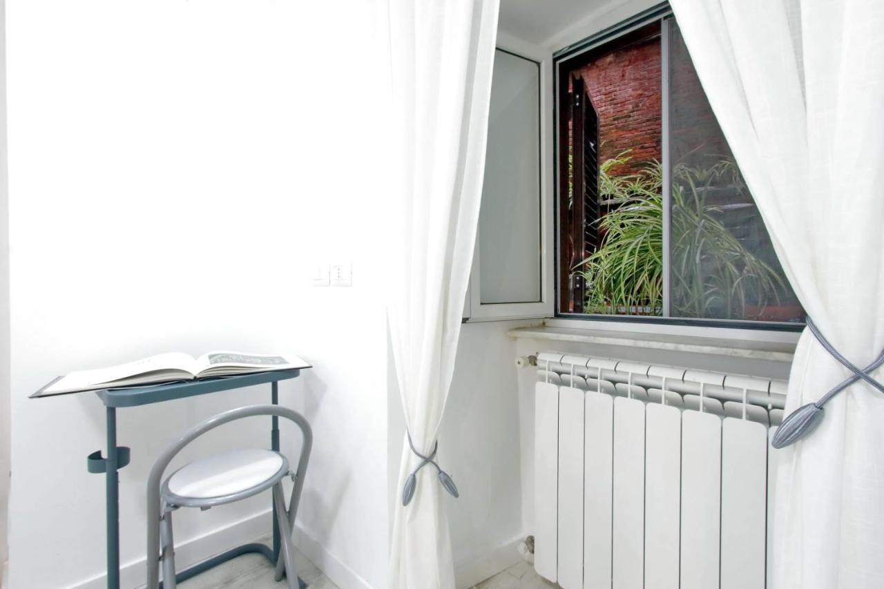 Ych-confortevole Al Colosseo Apartment *