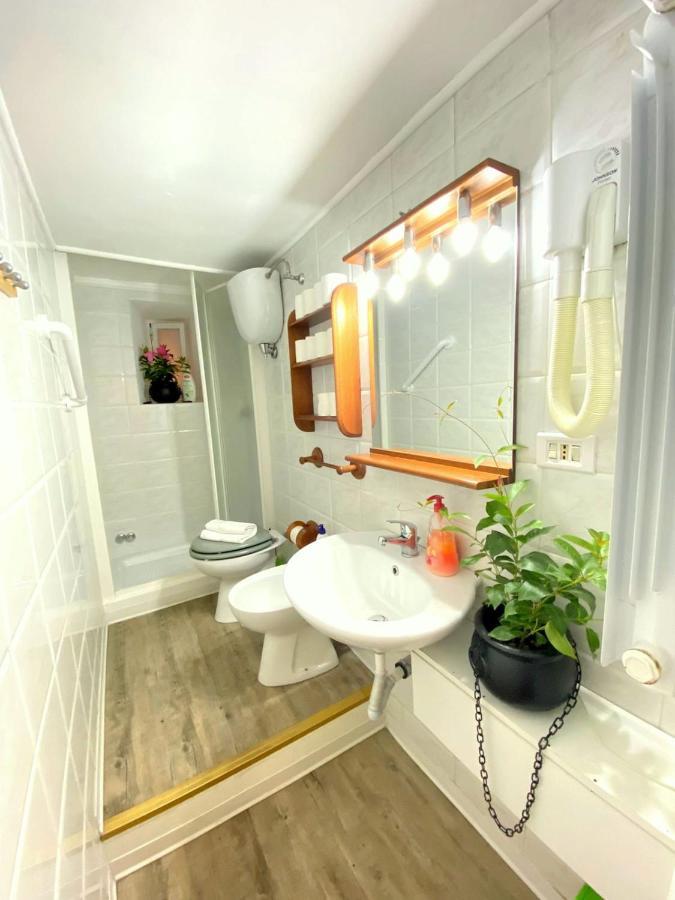 La Casa Verde - Free Secure Parking If You Book 3 Nights Pensión Roma