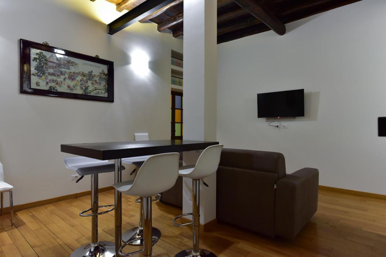 Elite 2 * Roma