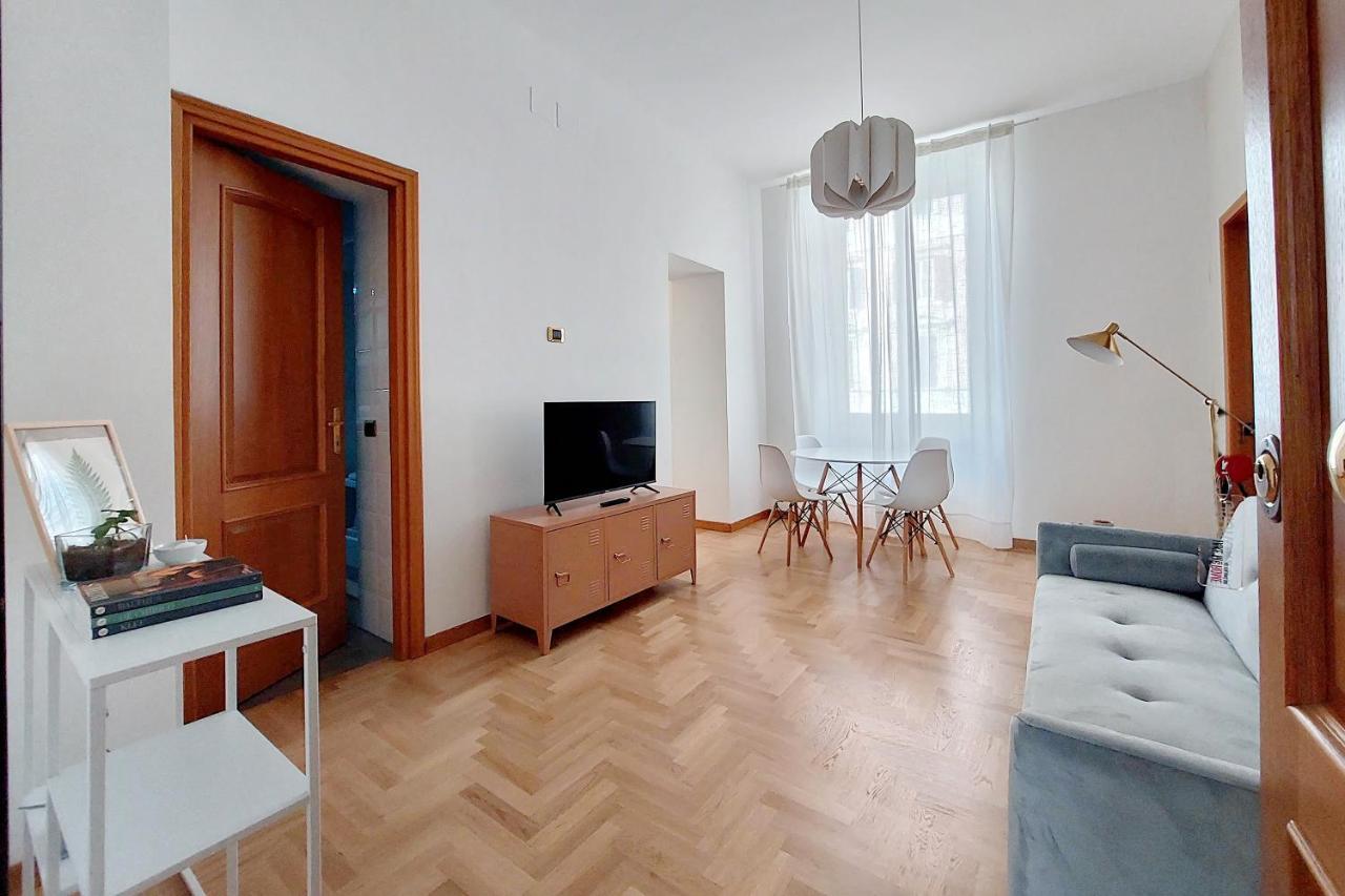 Apartment Take Me - Forum Rom