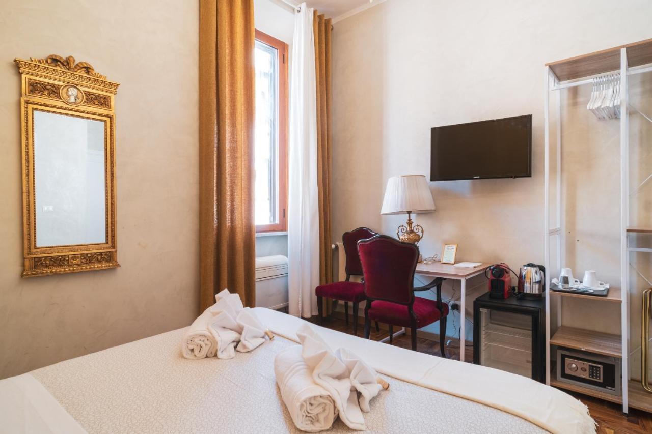 Casa de hóspedes Golden Piazza Di Spagna 3*