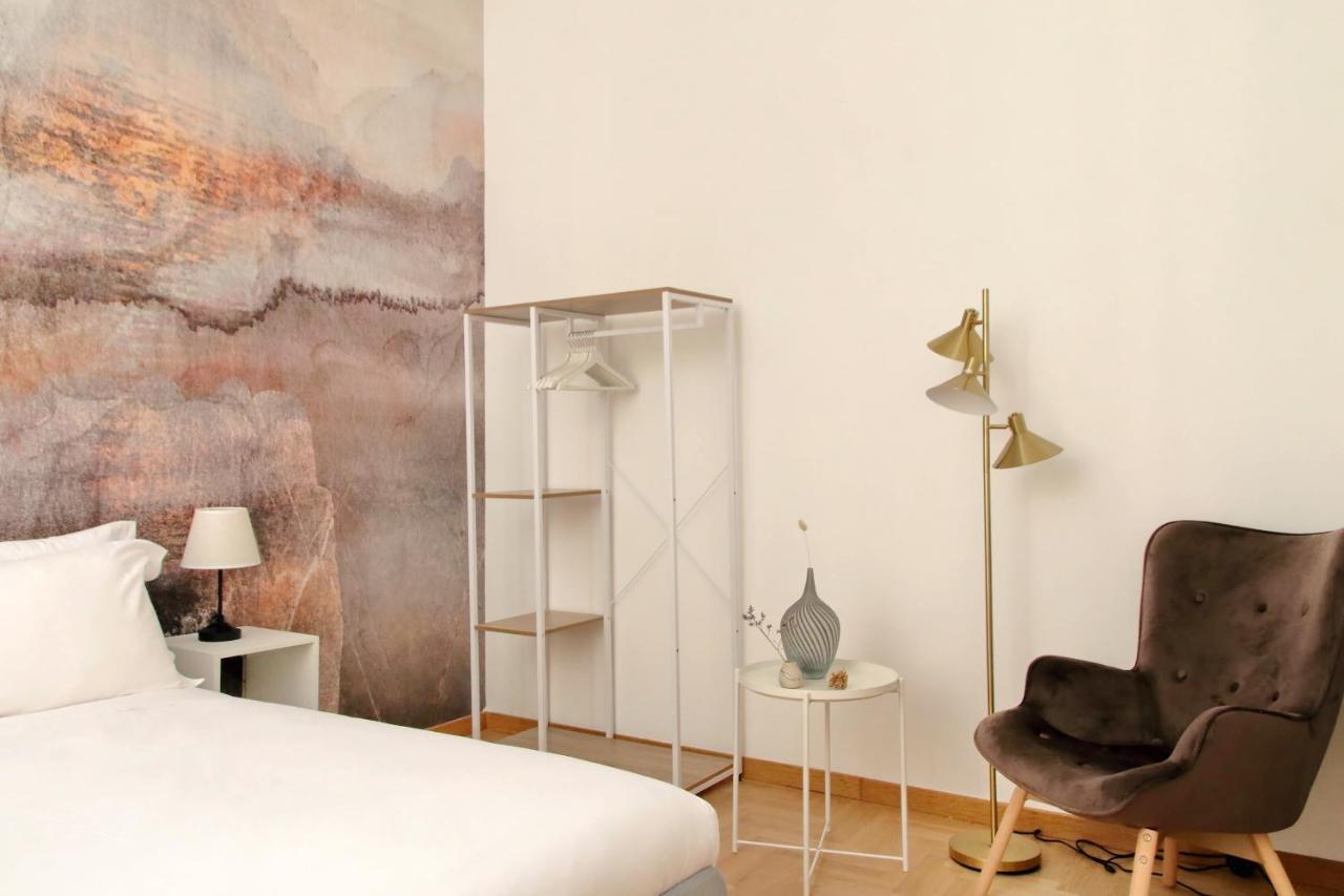 Take Me - Forum Apartment