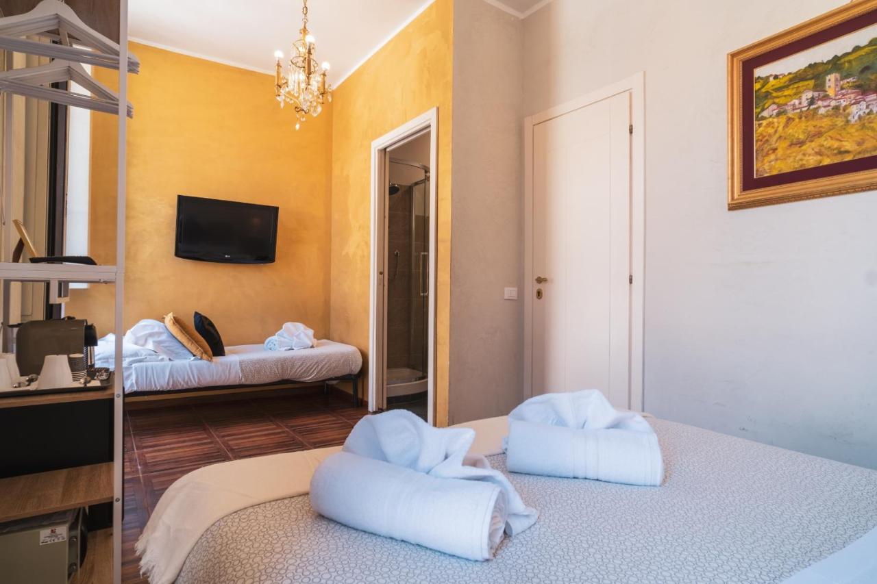 Golden Piazza Di Spagna Gjestgiverier 3*