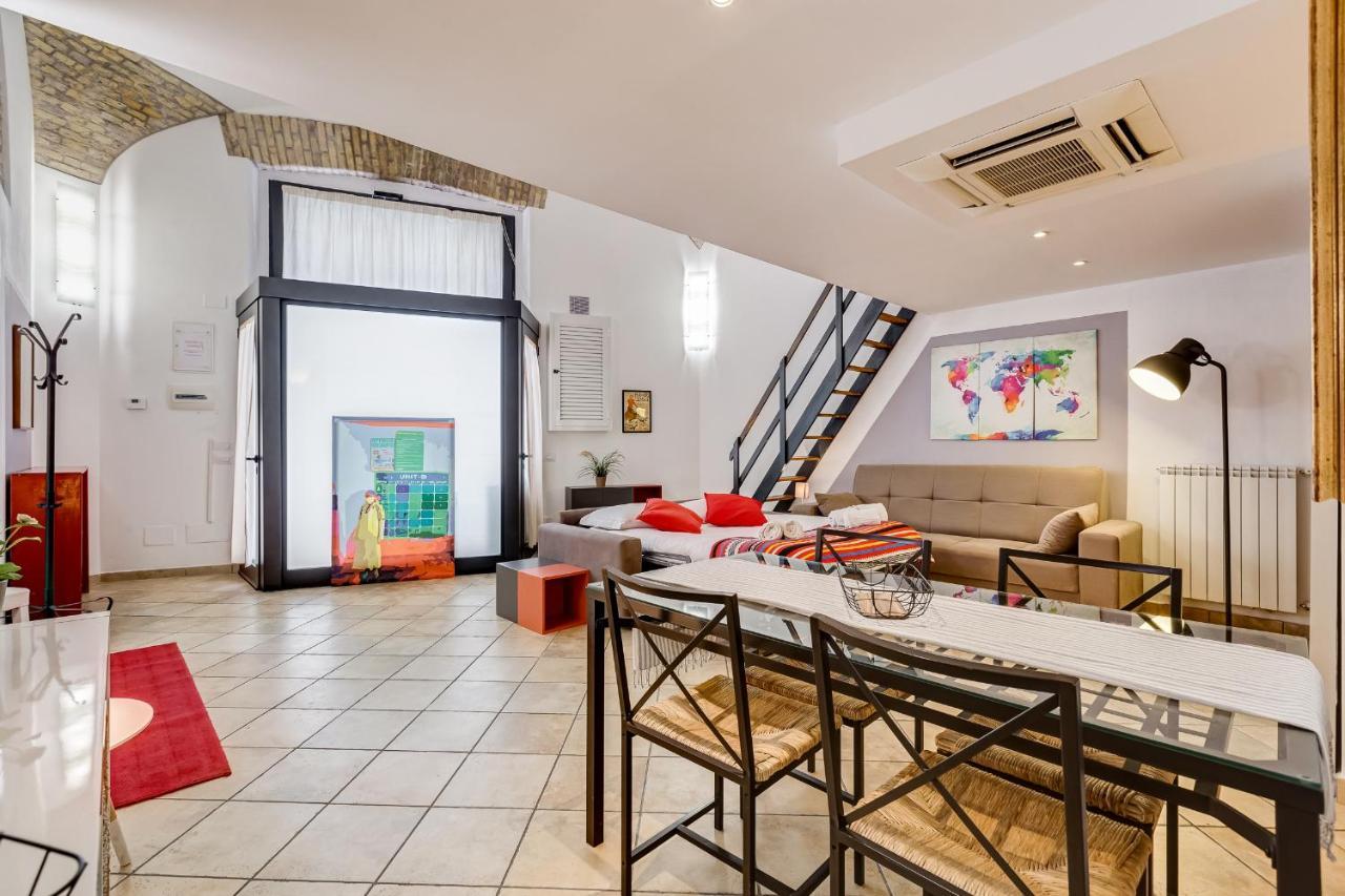 Spacious Loft In The Heart Of Roma