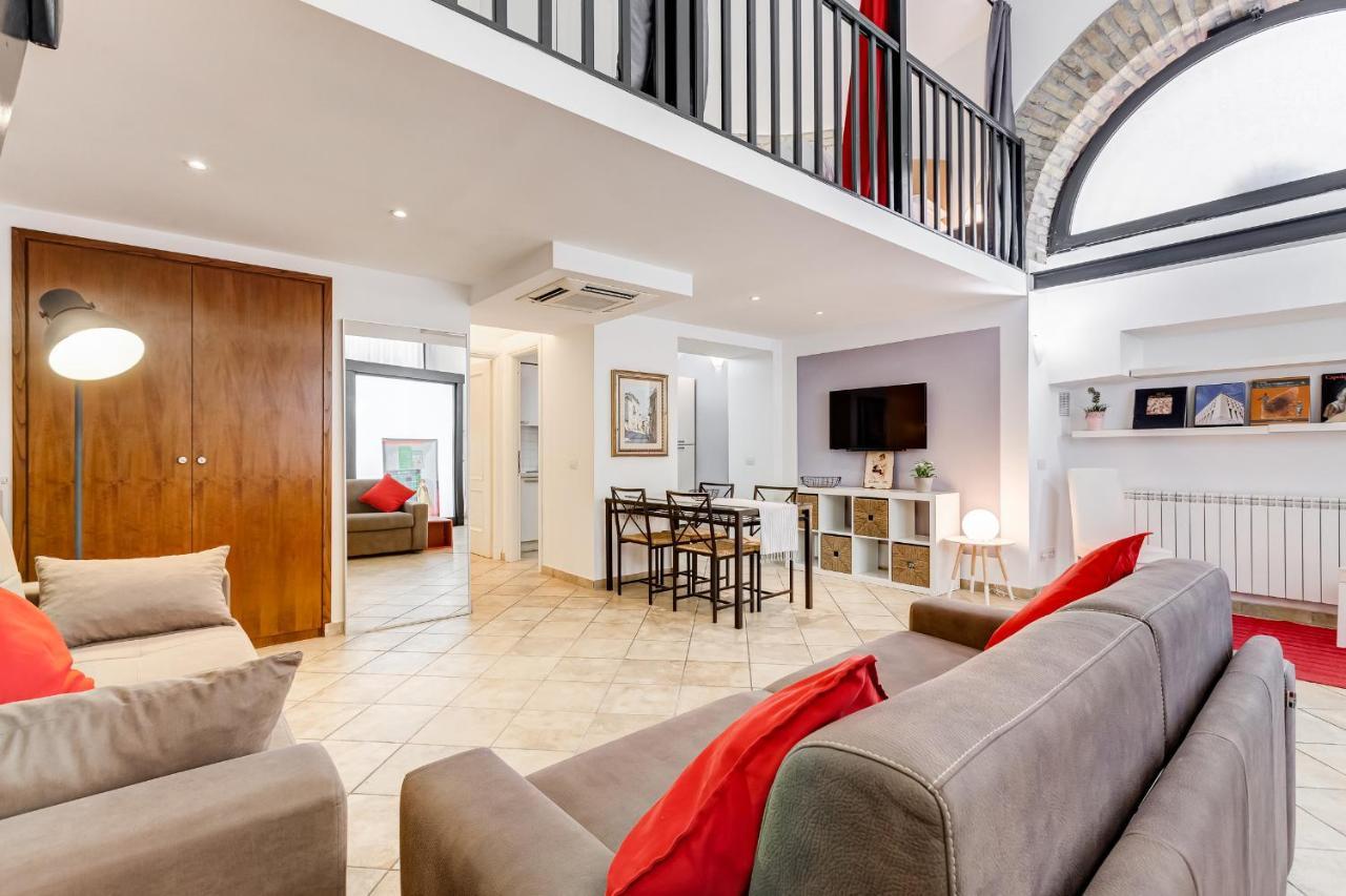 Spacious Loft In The Heart Of Roma