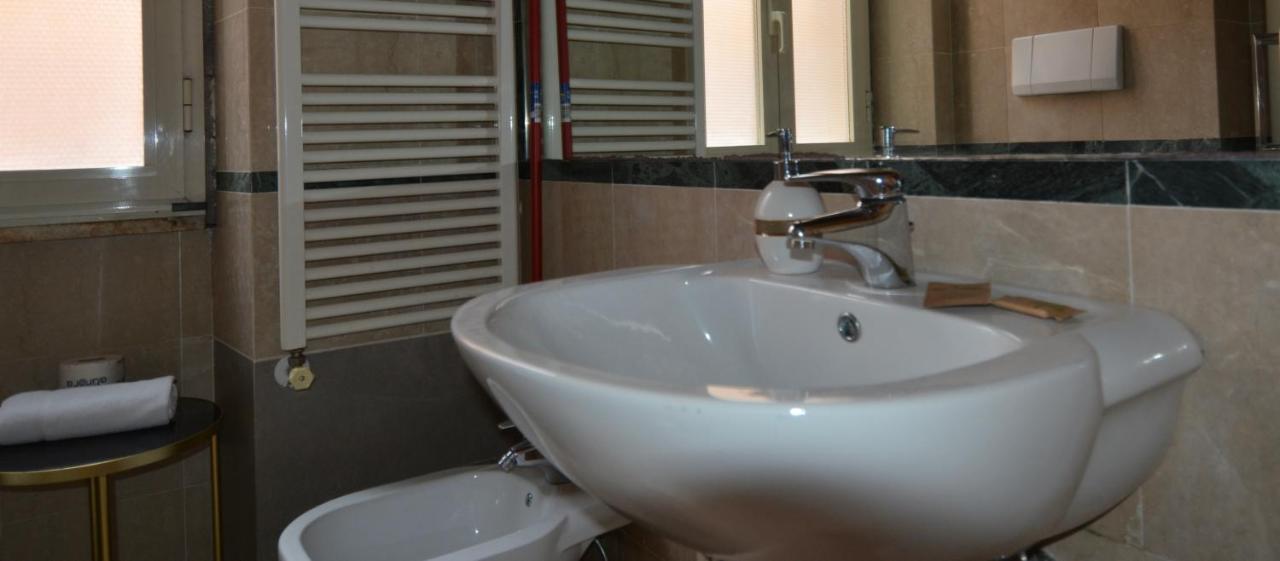 Apartment Vittoria Palace Spanish Steps Rom