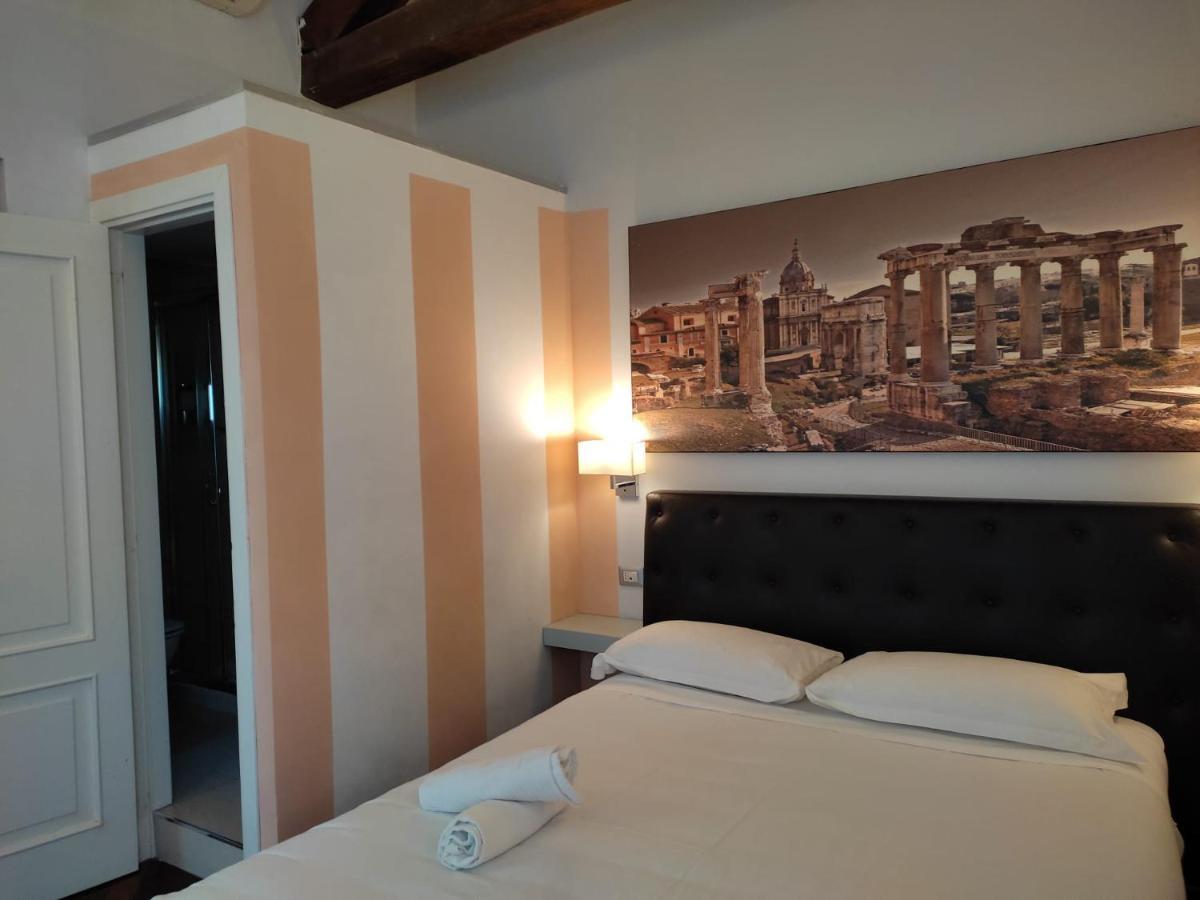 Relais Palazzo Taverna Roma