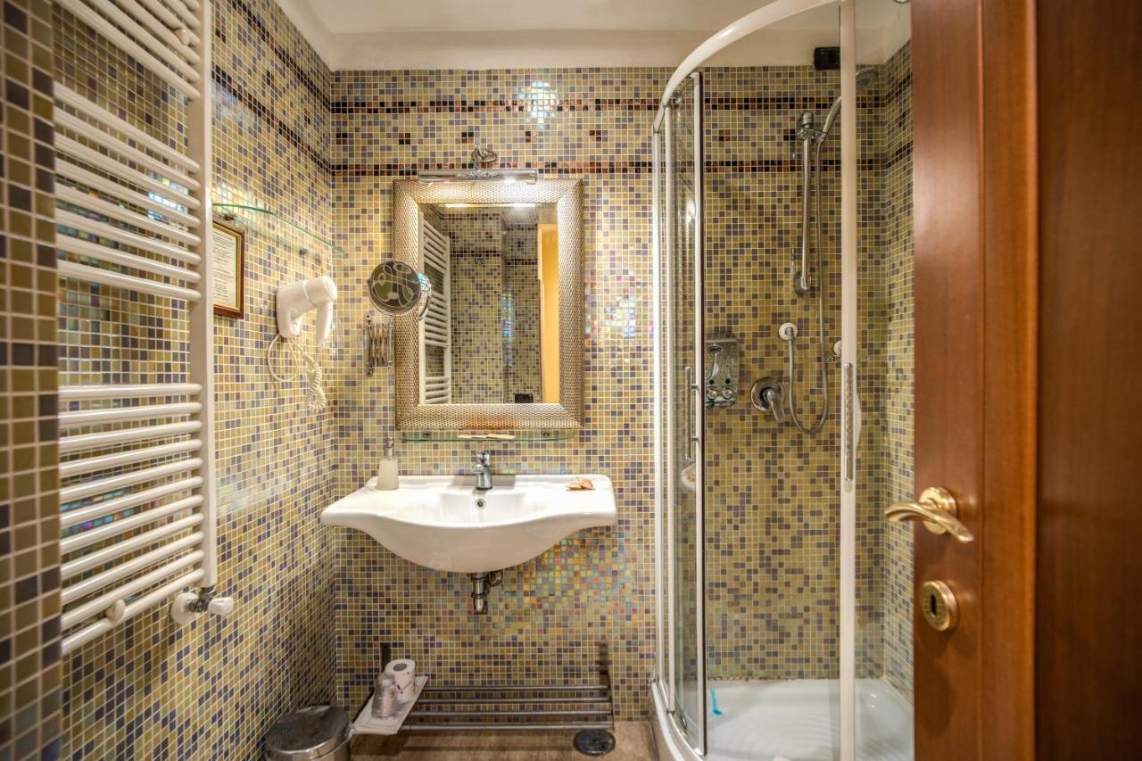 Aurelius Art Gallery Hotel 3*
