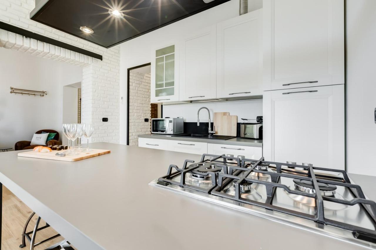 Bmga L Glam Industrial 3-bed In Termini * Roma