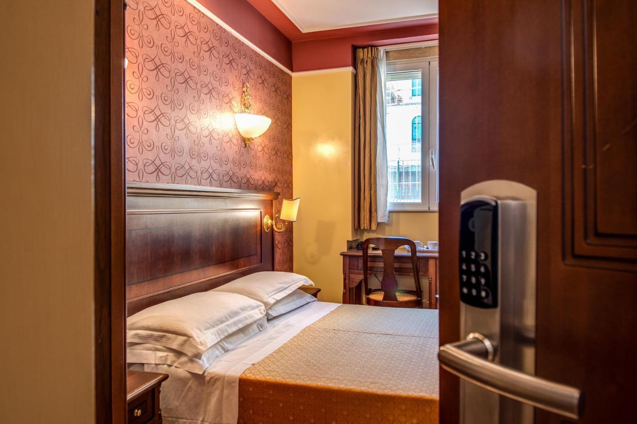 Aurelius Art Gallery Hotel 3*