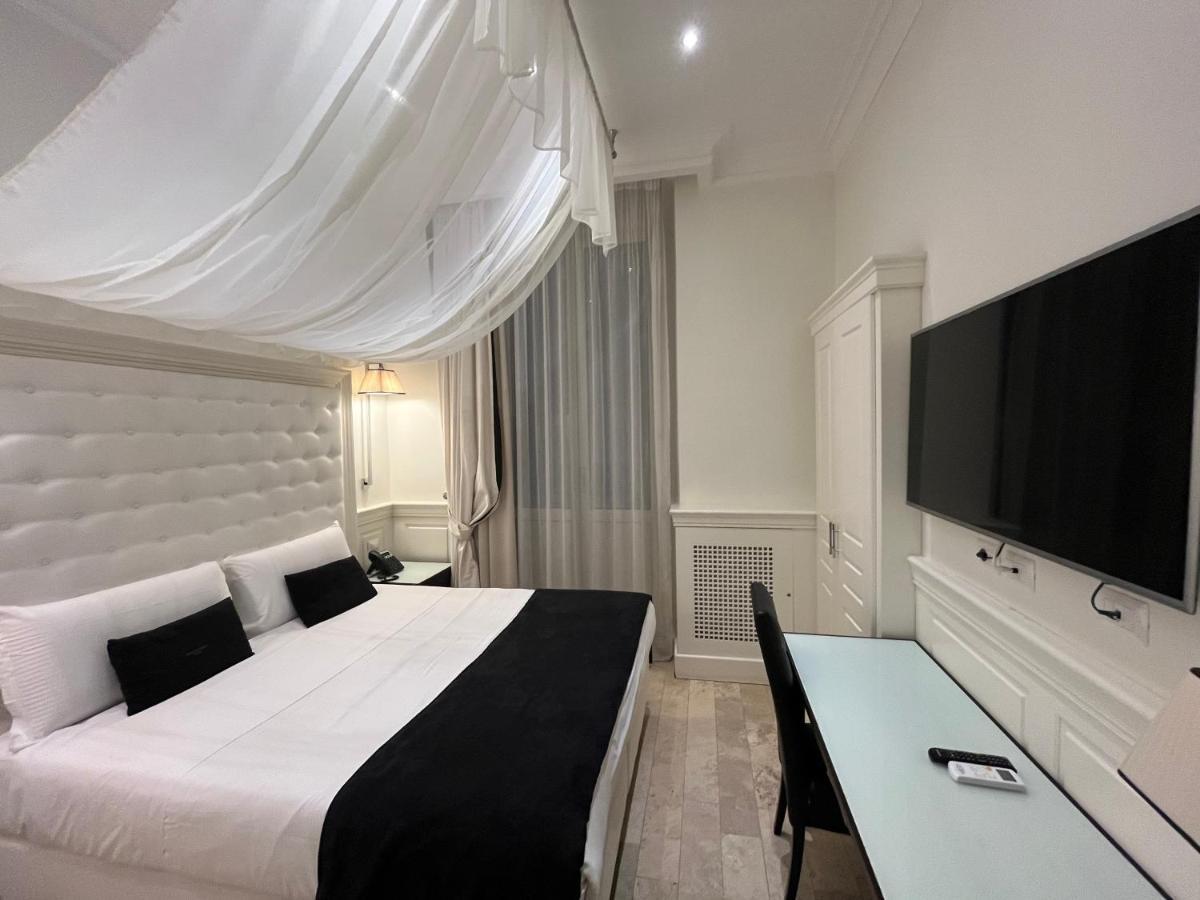Dei Quiriti 3* Roma