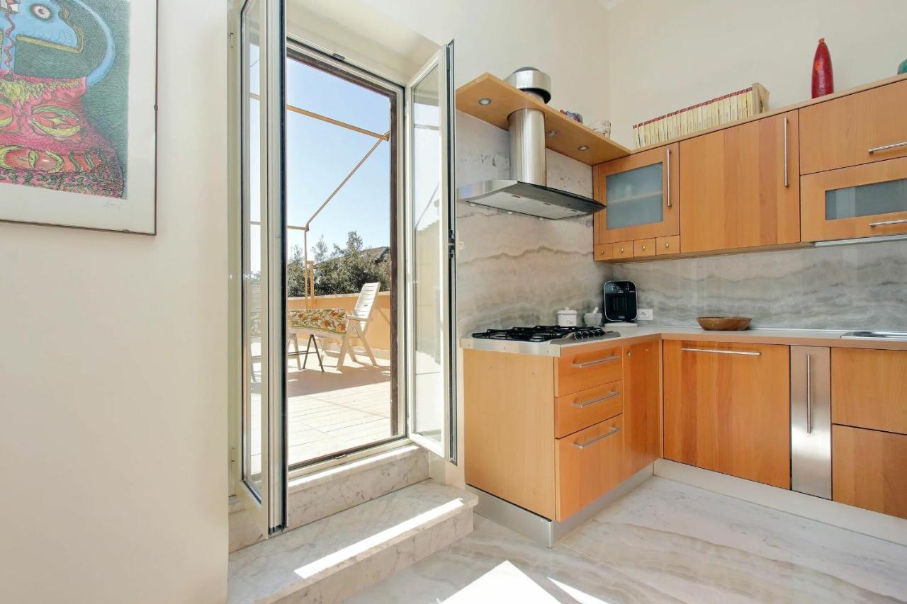 Apartamento Parioli Bellissimo 2br Con Terrazzo By Halldis