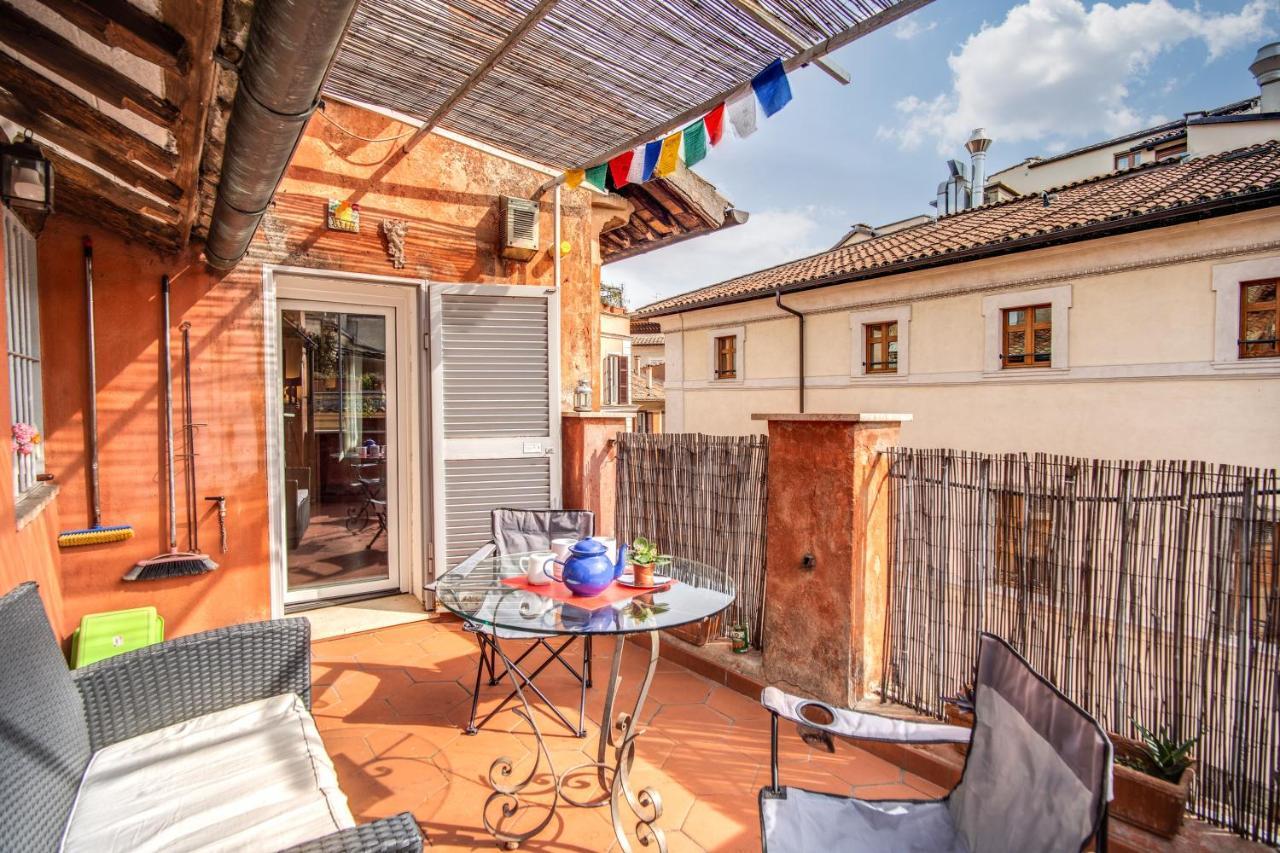 Cozy Attic With Terrace In Piazza Del Fico/navona
