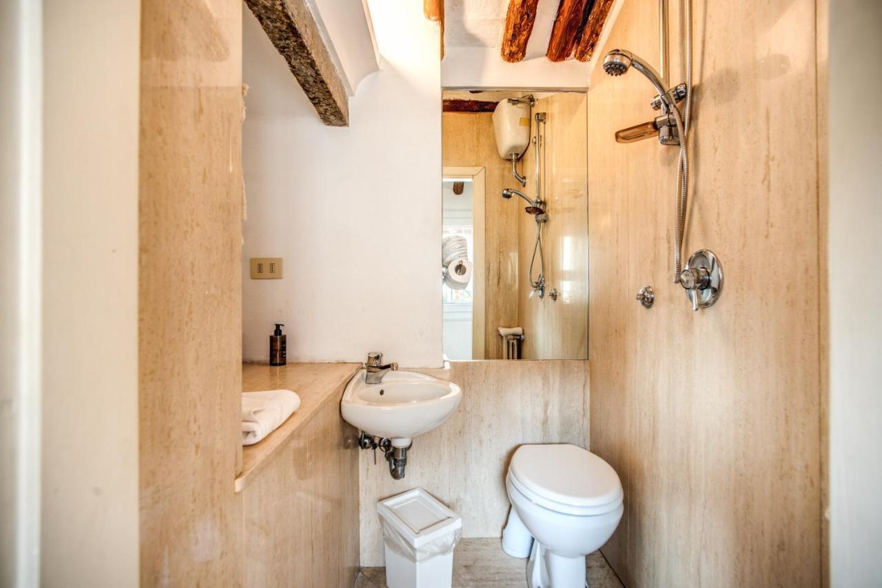 Cozy Attic With Terrace In Piazza Del Fico/navona * Roma