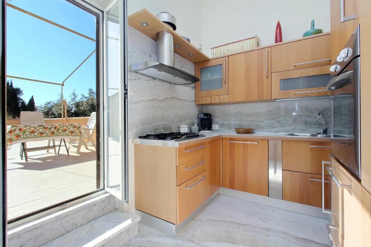 Parioli Bellissimo 2br Con Terrazzo By Halldis Apartamento