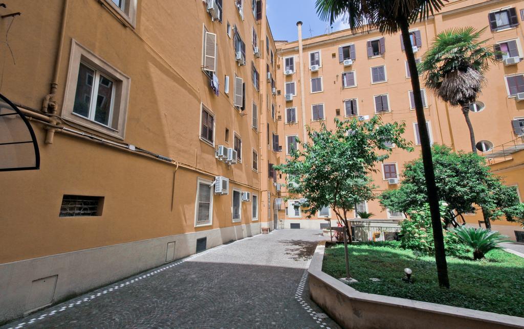 San Pietro's - Guest house