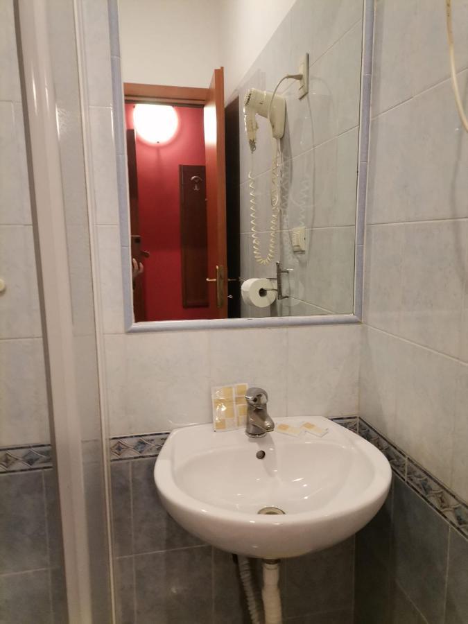Termini Tina Ya Bed & Breakfast