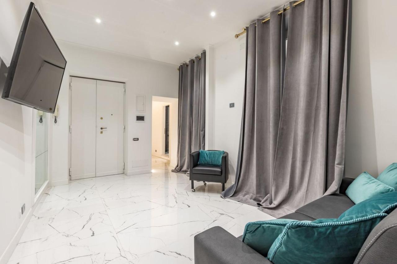 Trevi Luxury Jacuzzi * Rome