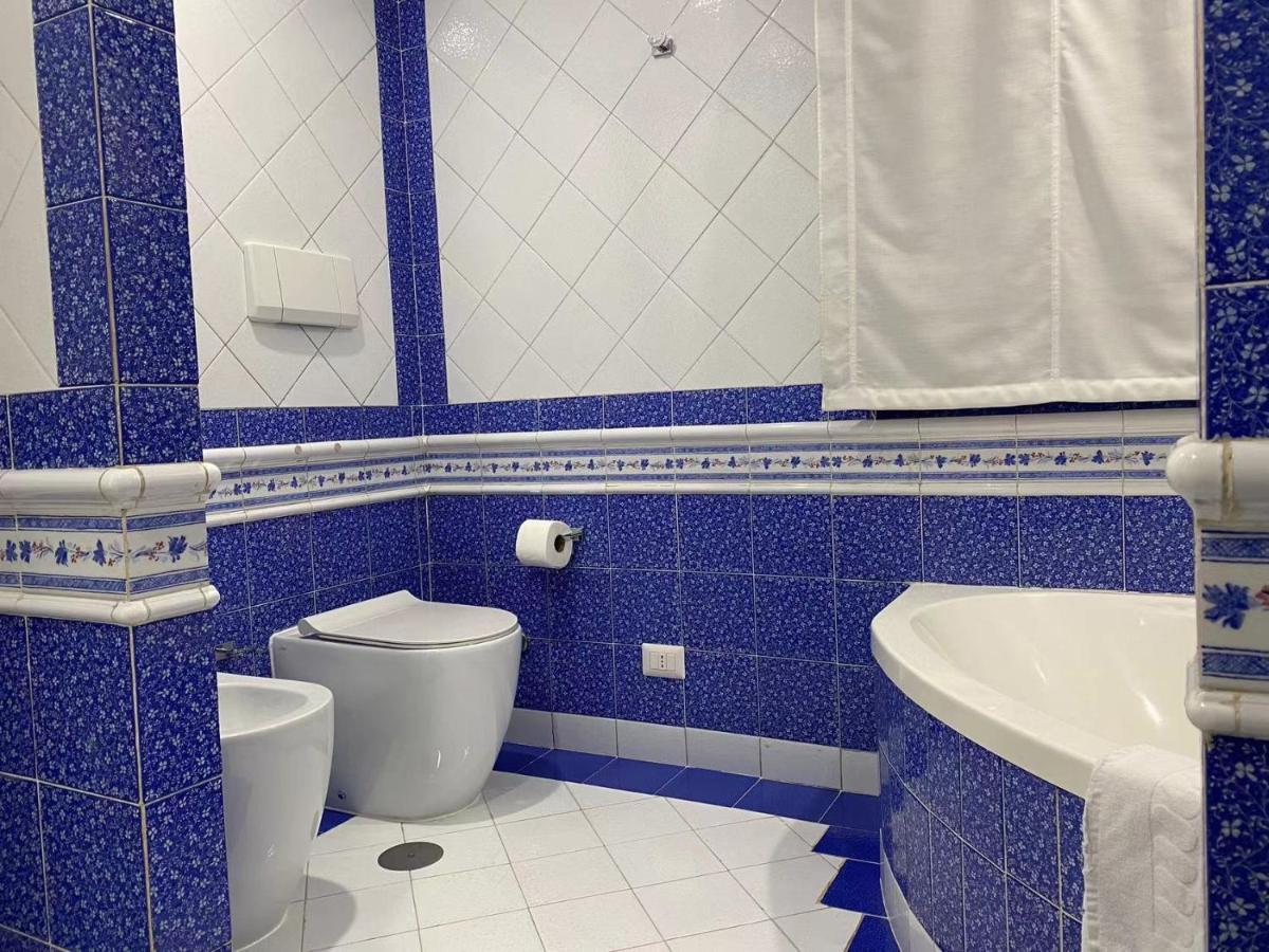 Cavour 44616 Appartamento