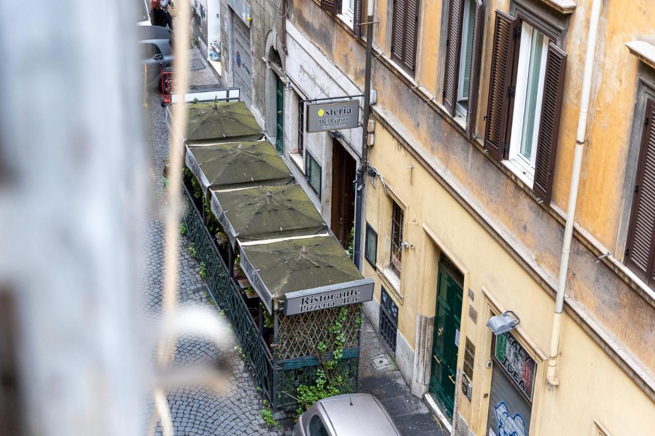 Trevi House * Roma