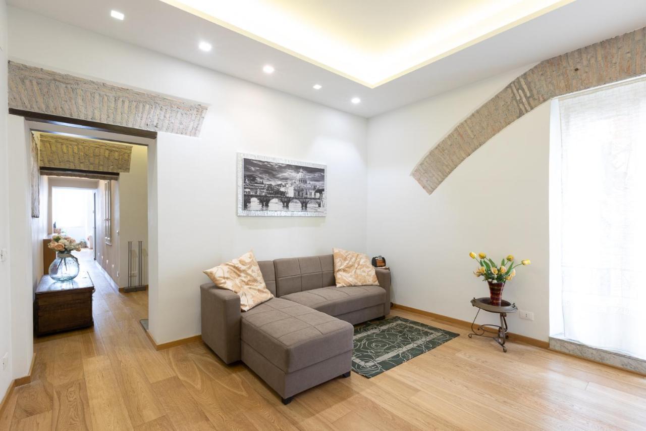 Trevi House * Roma