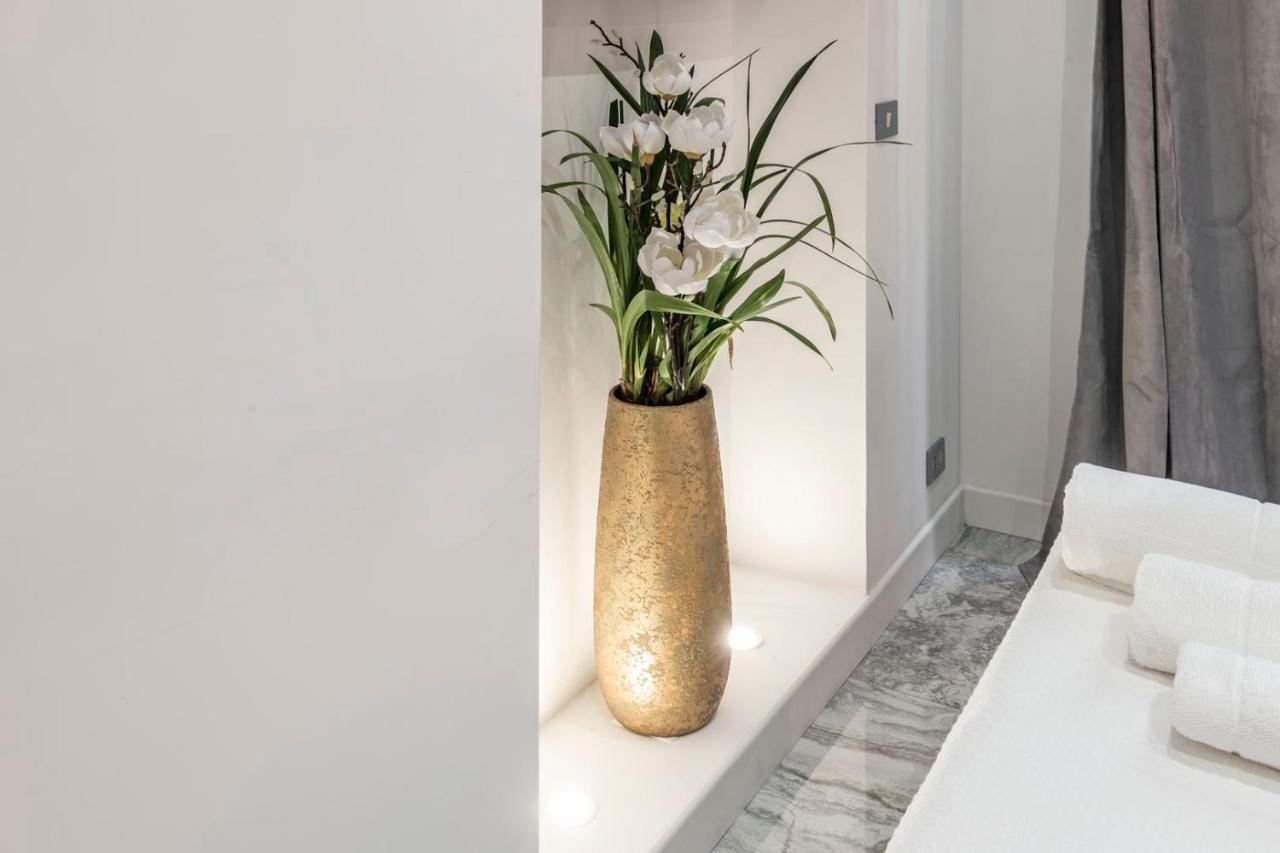 Trevi Luxury Jacuzzi