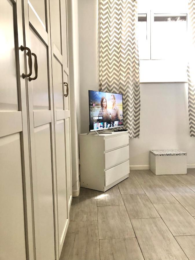 Cris - Close To Vatican - Centre&stadiumarea Apartment