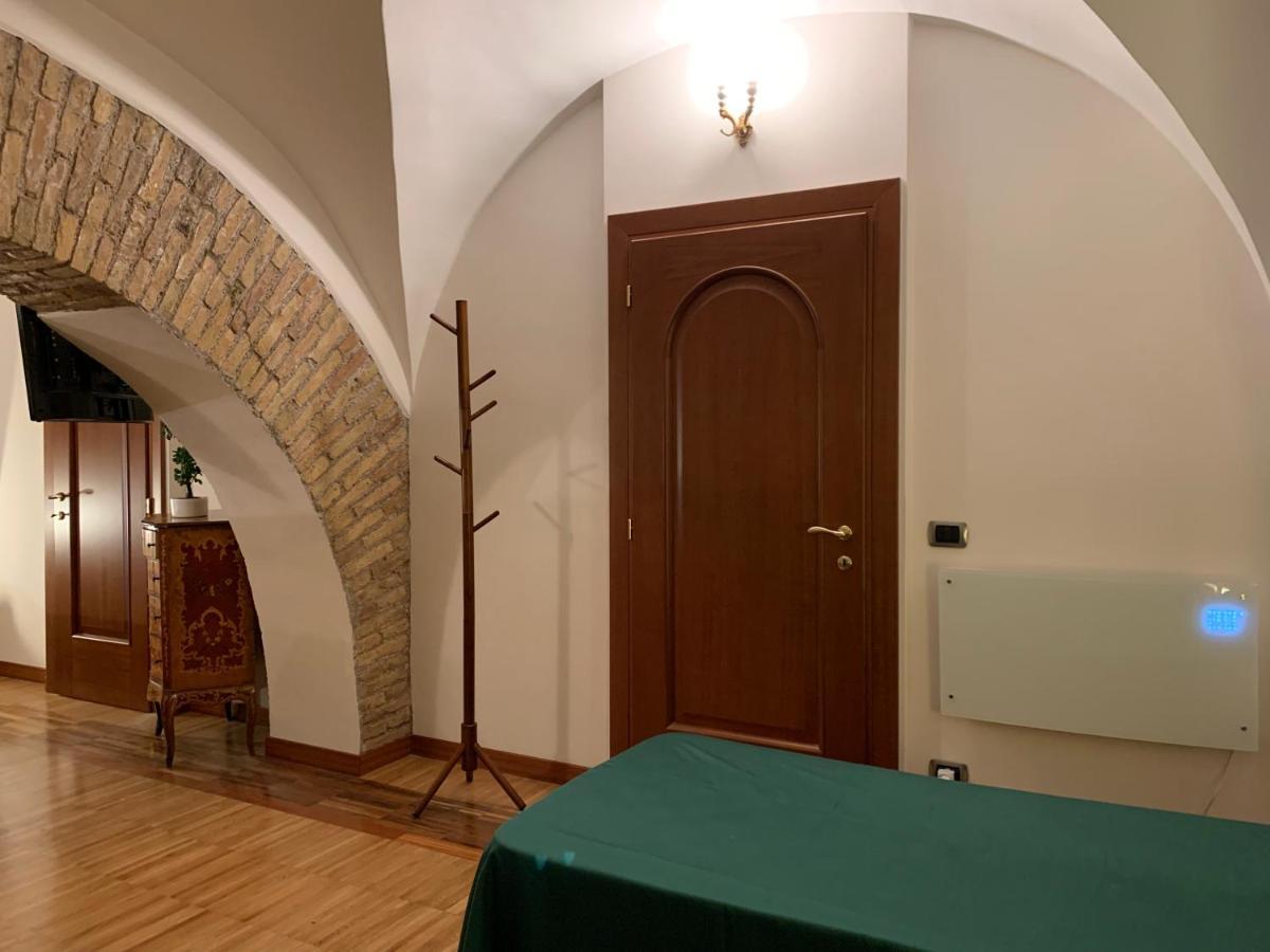 Gjestgiverier Residenza Tritone Luxury Trevi Fountain Roma